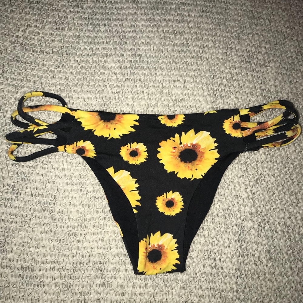 San Lorenzo bikini bottoms